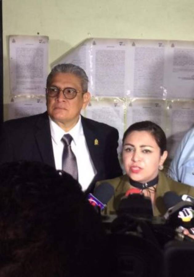 Honduras: Esdras y Marlene se notifican ante el TSE como coalición opositora