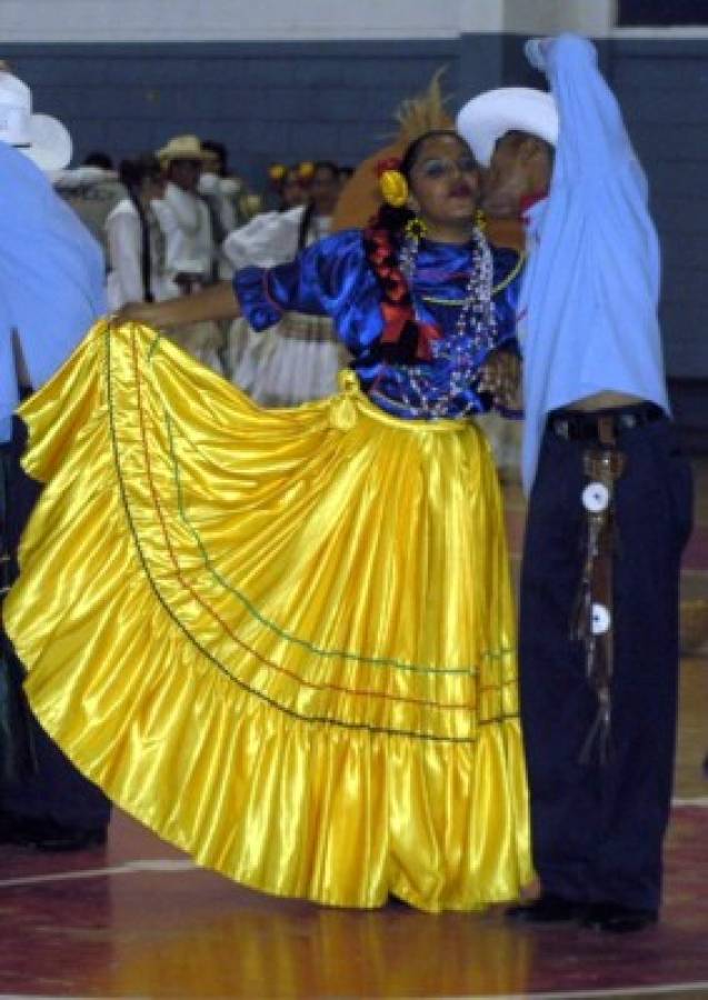 Hondureños, listos para rendir tributo a la patria