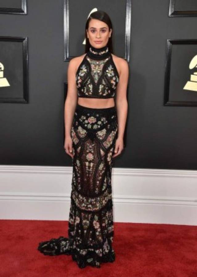 Le presentamos los looks de los famosos en los Grammy 2017