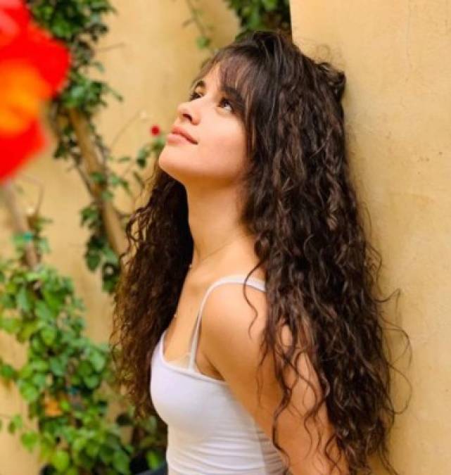 De inmigrante a famosa cantante: la dura historia de Camila Cabello (FOTOS)