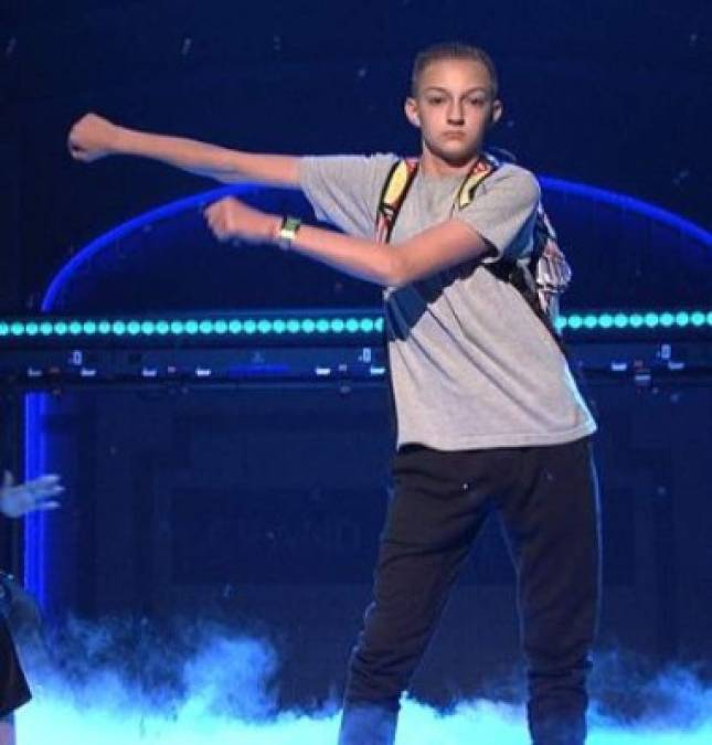 Conoce a Russell Horning, el bailarín viral del 'Swish, Swish' y el famoso 'Backpack kid'