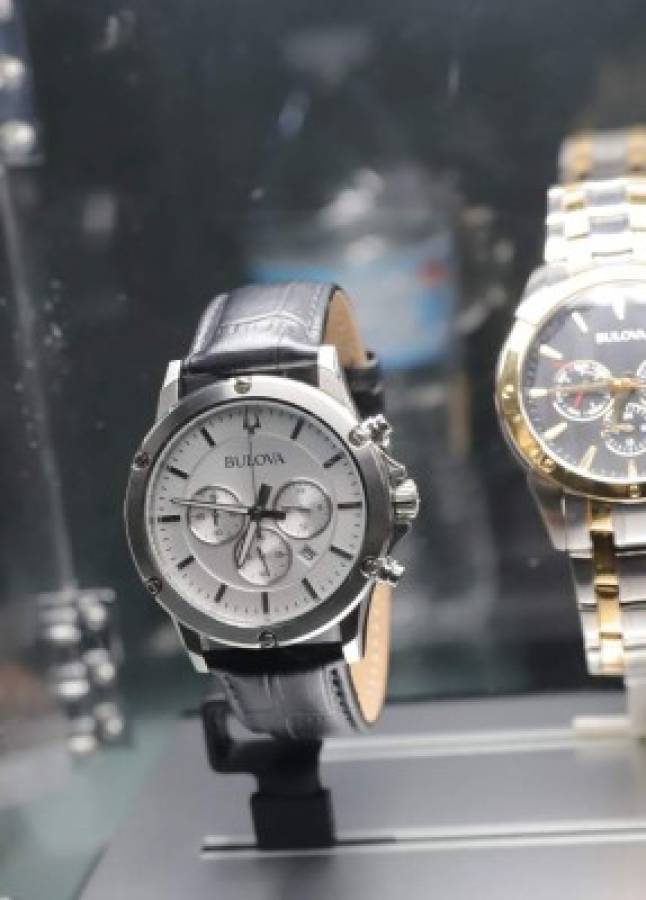 Jeep y Bulova realizan importante alianza