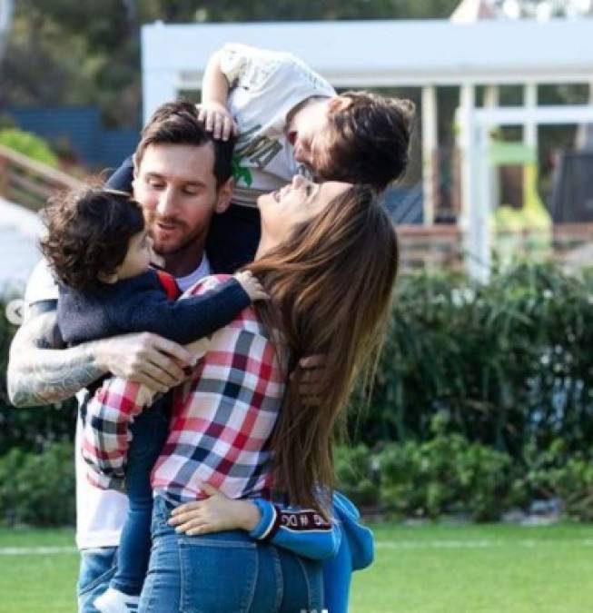 FOTOS: El antes y después de Leo Messi y Antonela Roccuzzo desde su niñez