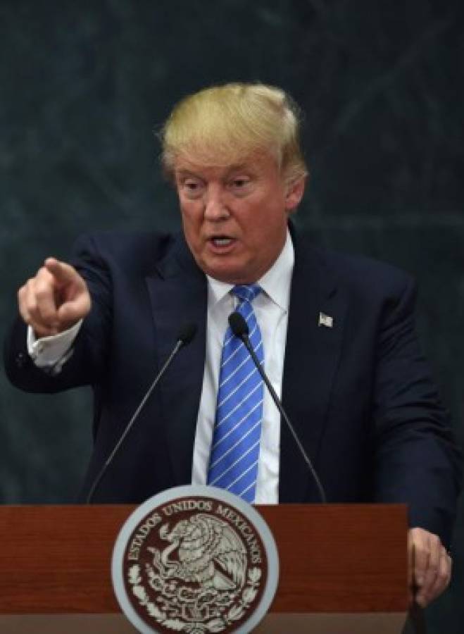 Donald Trump en México continúa con la propuesta de construir el muro
