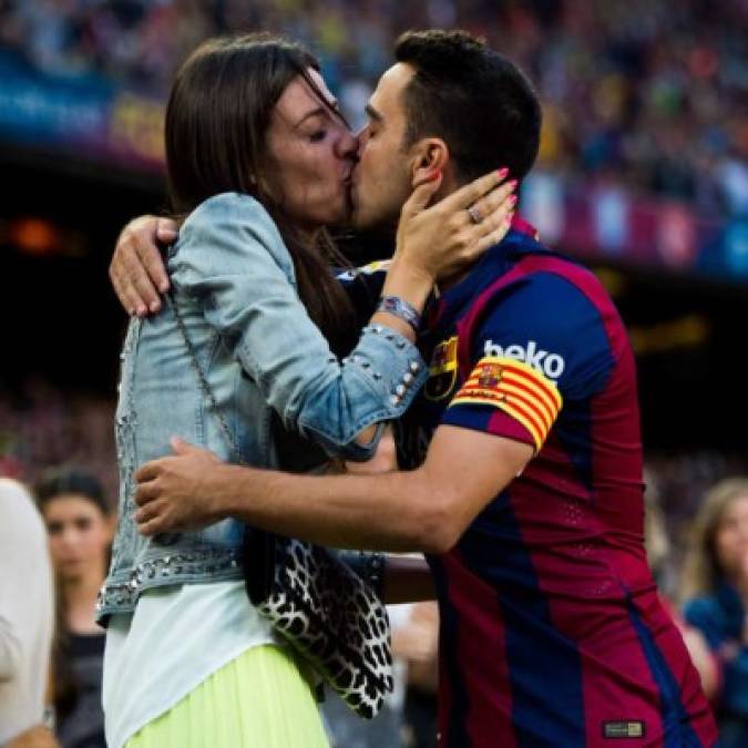 Fotos: Los besos más apasionados de los futbolistas y sus parejas