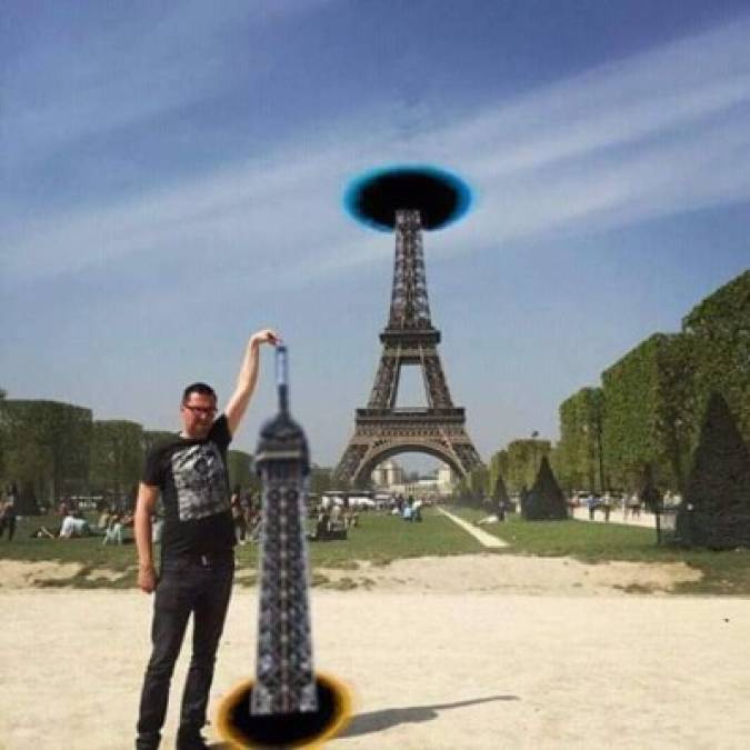 Los 'photoshops' más divertidos del hombre que intentó tomarse una foto tocando la Torre Eiffel