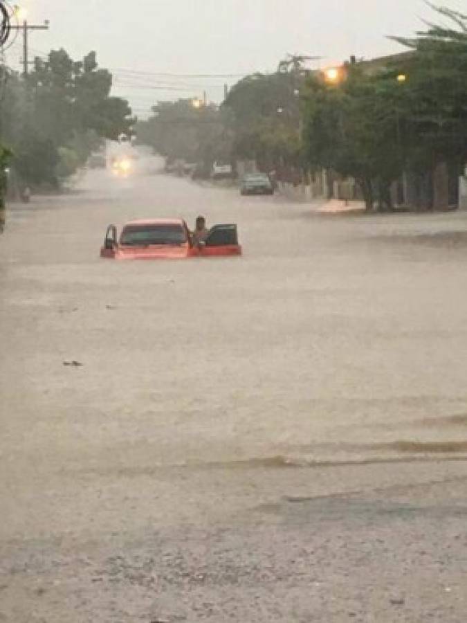 Alerta roja en ciudad de Choluteca por fuertes lluvias