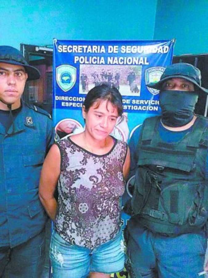 Cae mujer en posesión de droga