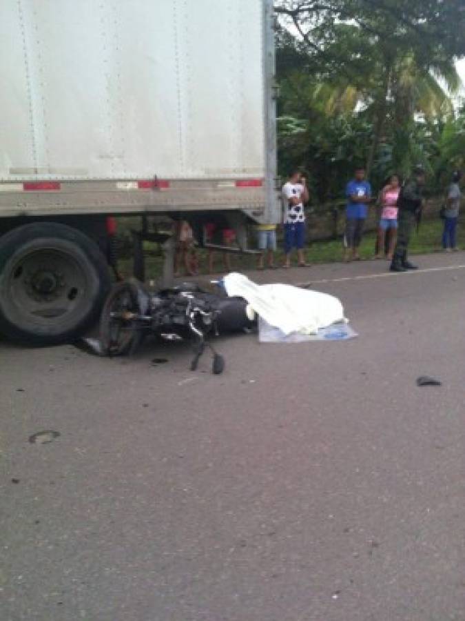 Tragedia: Dos personas mueren en accidente de motocicleta en Olancho