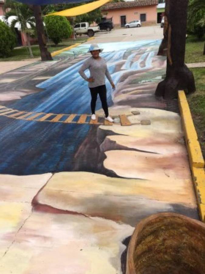 Pinturas 3D abren espacios en Comayagua