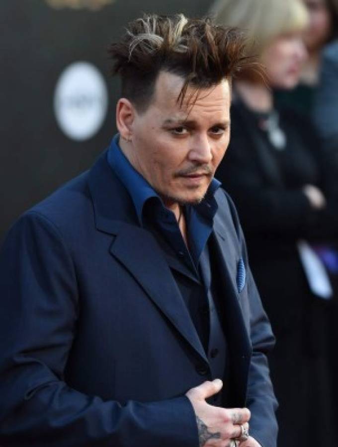 Johnny Depp sorprende con nueva imagen