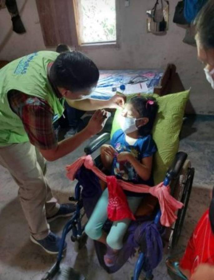 Solidaridad: Maritza y Rudis Flores reciben ayuda y atención médica