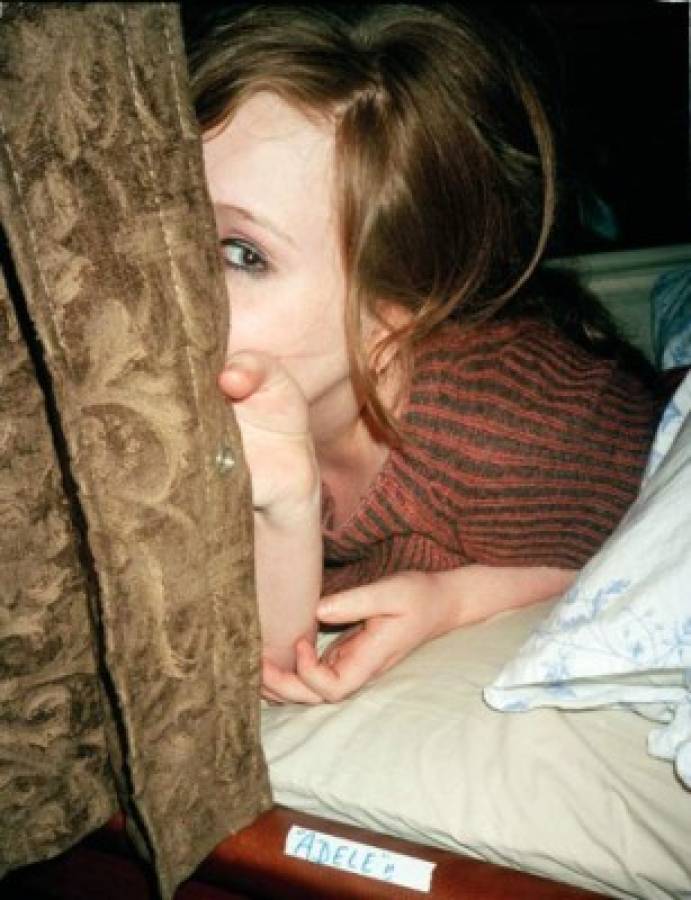 Ex novio de Adele publica fotos íntimas