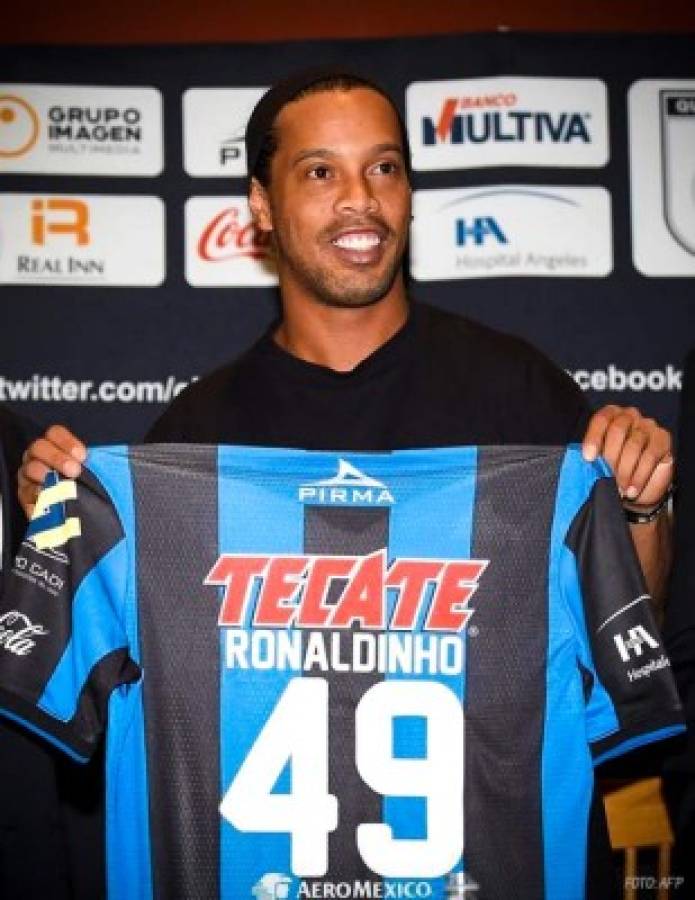 Ronaldinho: No voy a cambiar mi estilo de vida