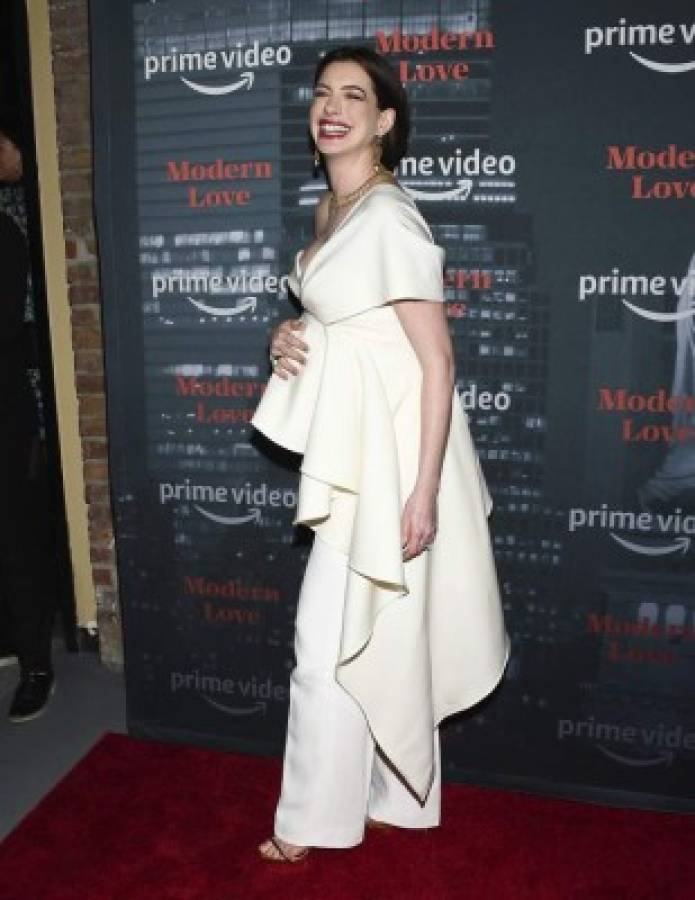 Anne Hathaway está pronta a dar a luz a su segundo hijo