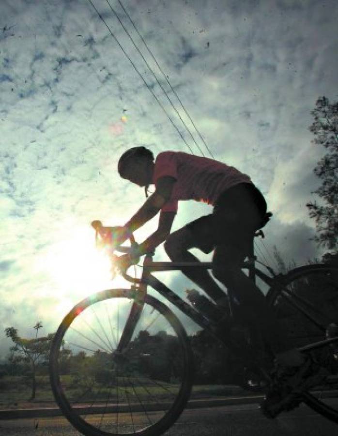 Monumental fiesta ciclística en Honduras