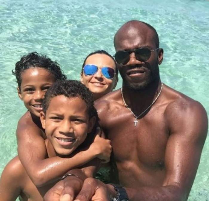 FOTOS: David Suazo, el exjugador hondureño que tiene una vida de ensueño en Europa