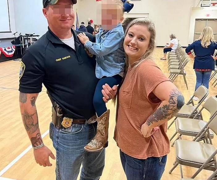 Escándalo en Oklahoma: abusó de alumno y creyó salirse con la suya al ser hija del alcalde y esposa del jefe policial