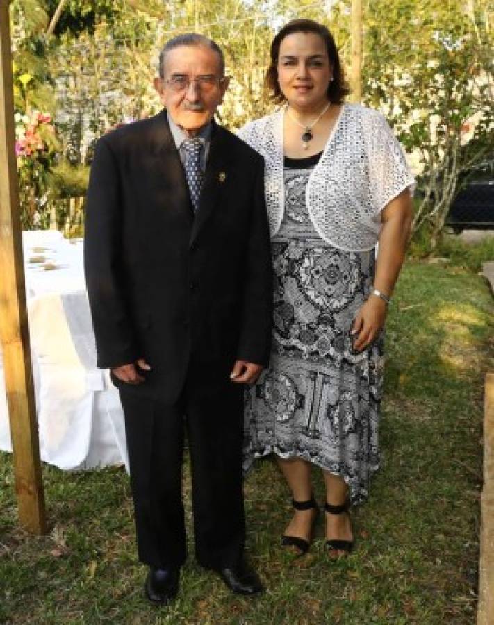 Carlos y María celebraron su boda Civil en una emotiva ceremonia