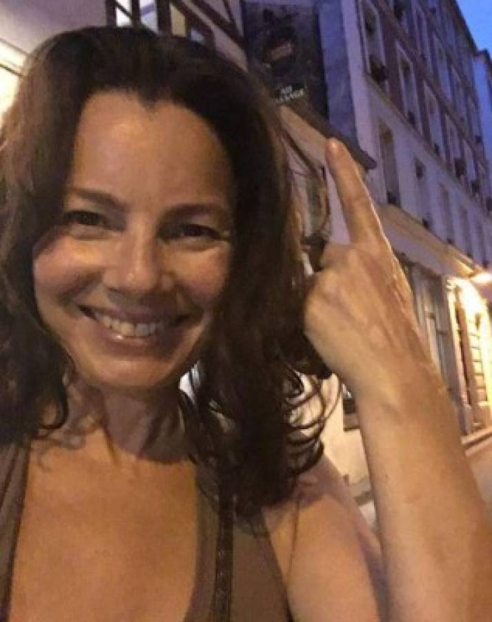 Así luce la protagonista de la serie 'The Nanny' a sus 60 años