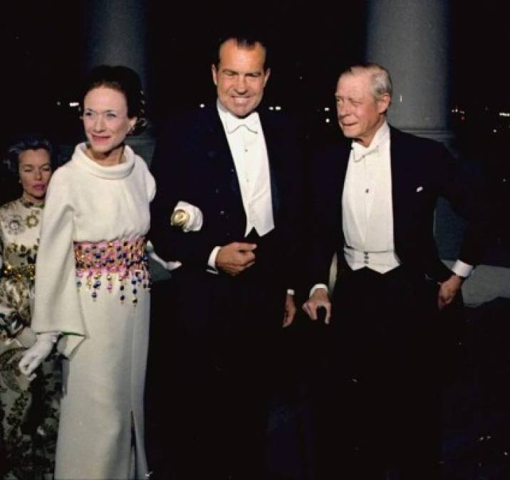 Amor y abdicación de un rey, ella fue Wallis Simpson la mujer que convirtió a Isabel en reina