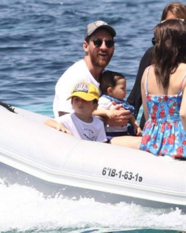 Lionel Messi y su familia disfrutan de Ibiza