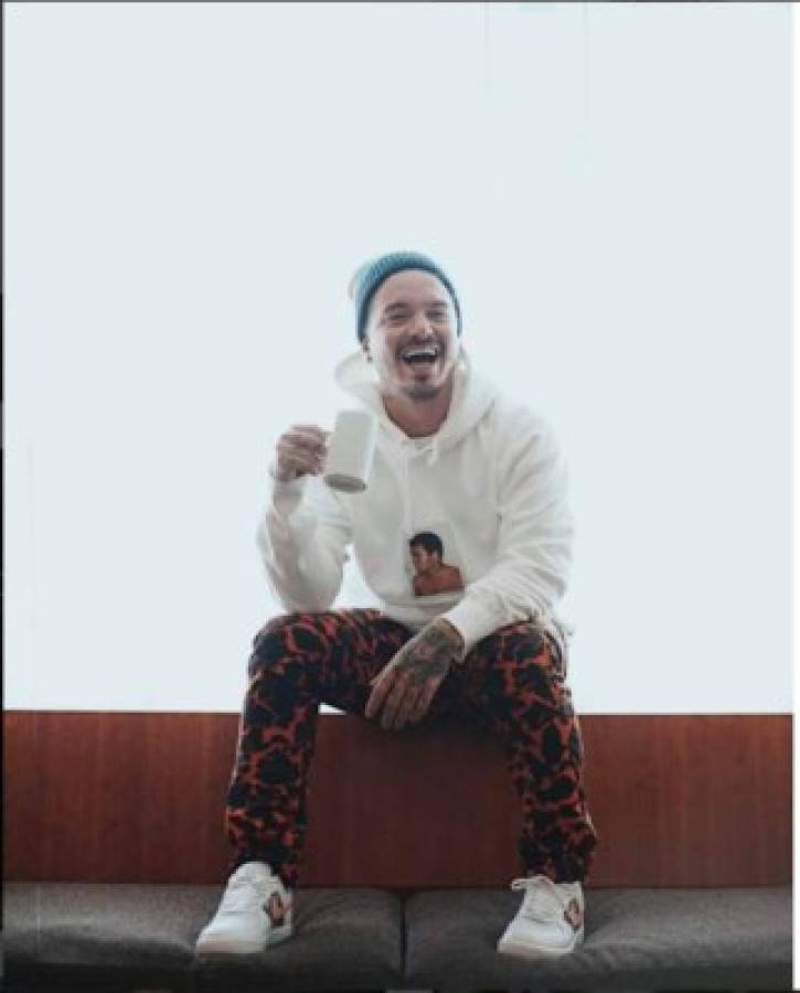 La caída de J Balvin durante la boda de Nicky Jam