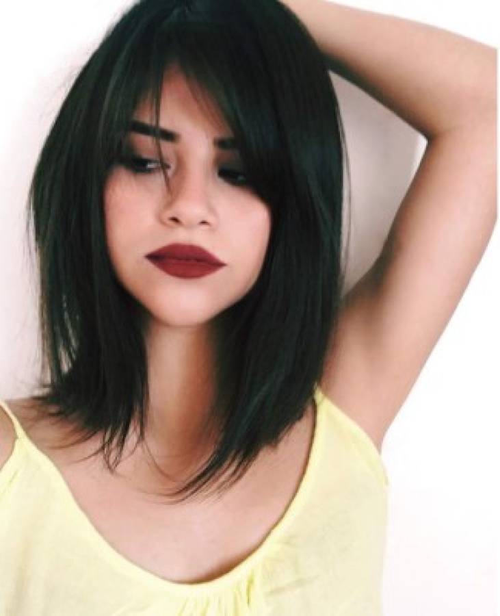 La doble de Selena Gómez impacta con su belleza en las redes sociales