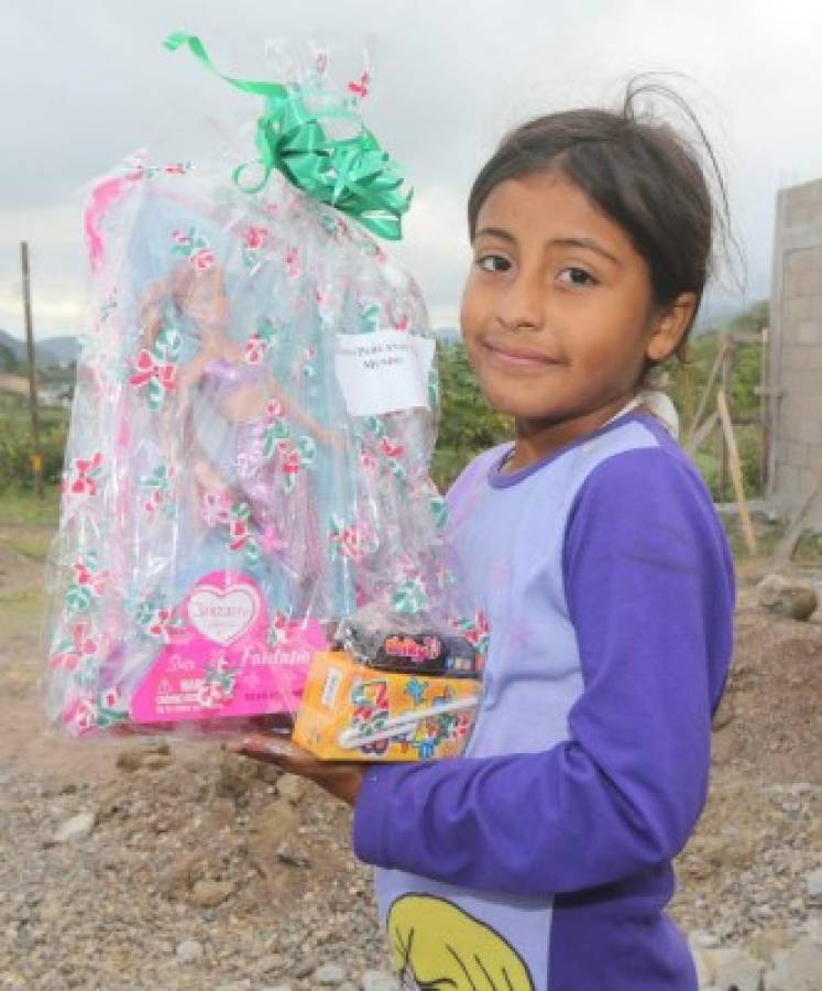 Reinó la felicidad entre los niños de la Villa Peniel