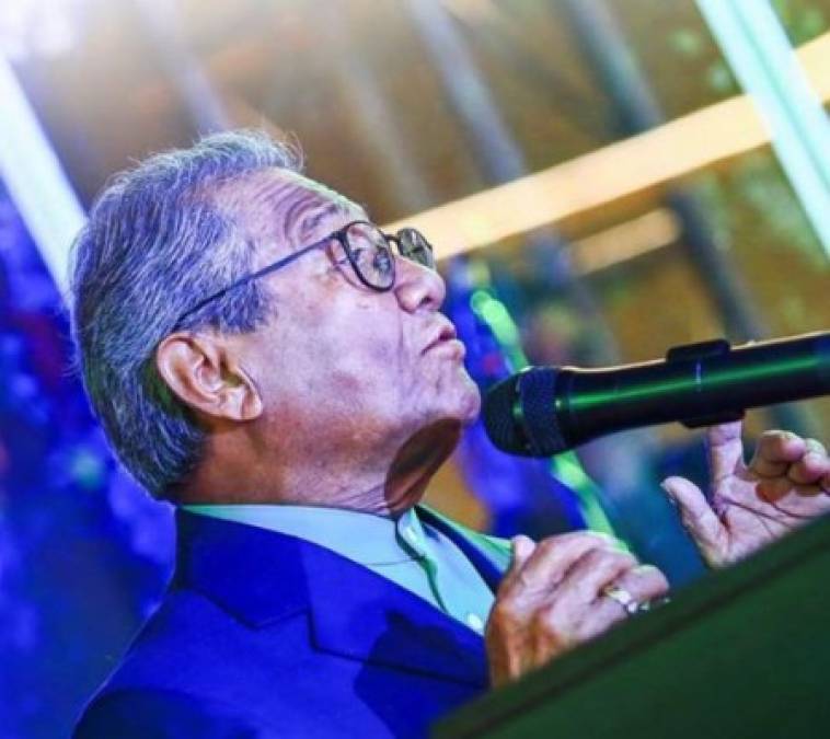 El legado de Armando Manzanero, un soñador que le cantó al amor