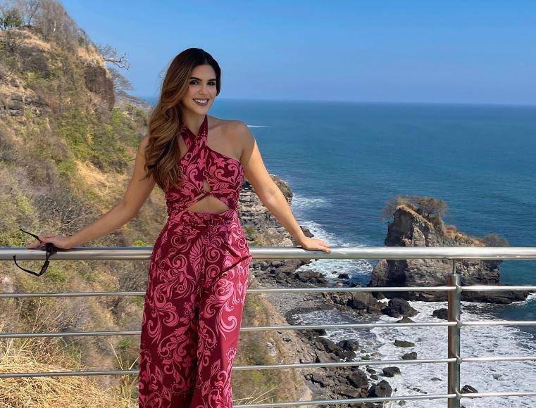 Bellezas de Miss Universo regresan a El Salvador a vacacionar