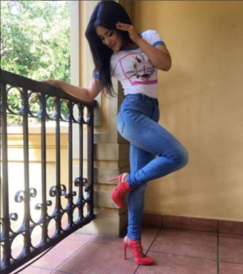 Onice Flores representa a Honduras en Miss Teen Mundial