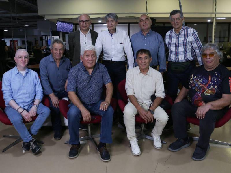Vocalmente, Los Galos se han caracterizado por interpretaciones emotivas y técnicamente muy bien controladas, con énfasis en la claridad de la dicción y el fraseo expresivo sentimental. Vocalmente, Los Galos se han caracterizado por interpretaciones emotivas y técnicamente muy bien controladas, con énfasis en la claridad de la dicción y el fraseo expresivo sentimental.