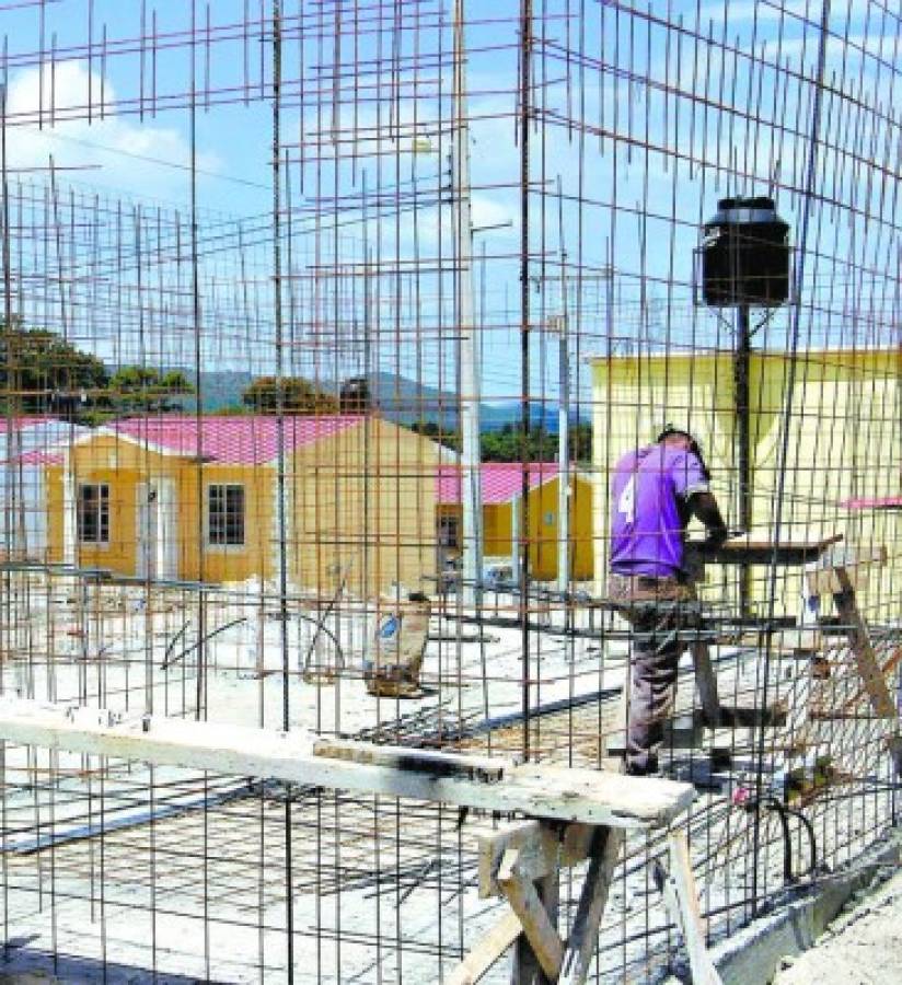 Fiscalía de Honduras investiga por estafa a doce constructoras de viviendas