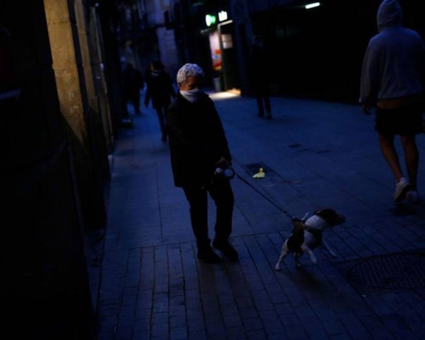 FOTOS: La humanidad sumida en cuarentena por el Covid-19