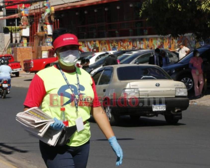 Transacciones, limpieza y protestas, así viven toque de queda los capitalinos