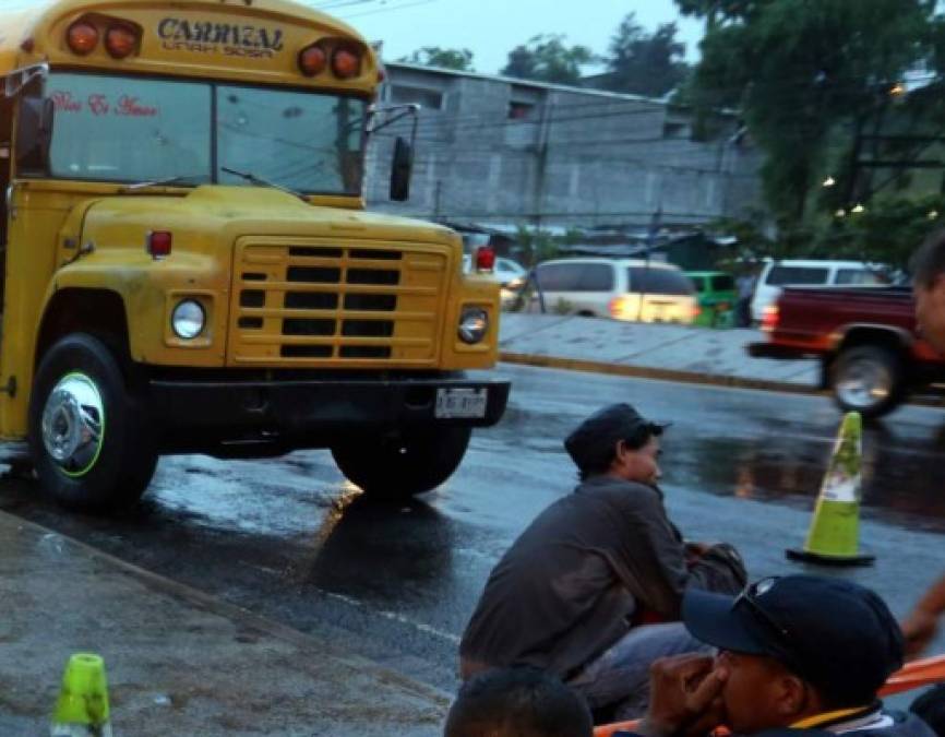 Trágicas muertes rondan los pasillos del Instituto Central Vicente Cáceres