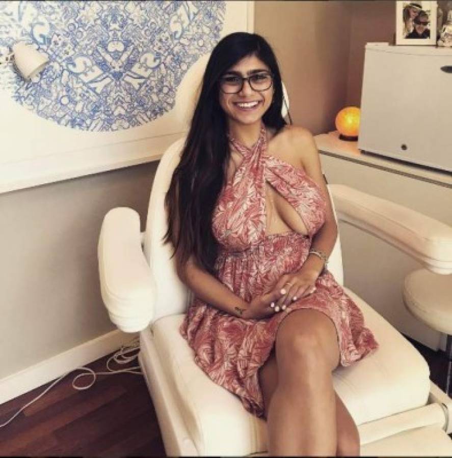 Actriz de cine para adultos Mia Khalifa hace polémica broma en sus redes sociales