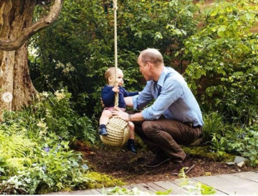 FOTOS: El tierno paseo del príncipe William, Kate y sus hijos entre la naturaleza