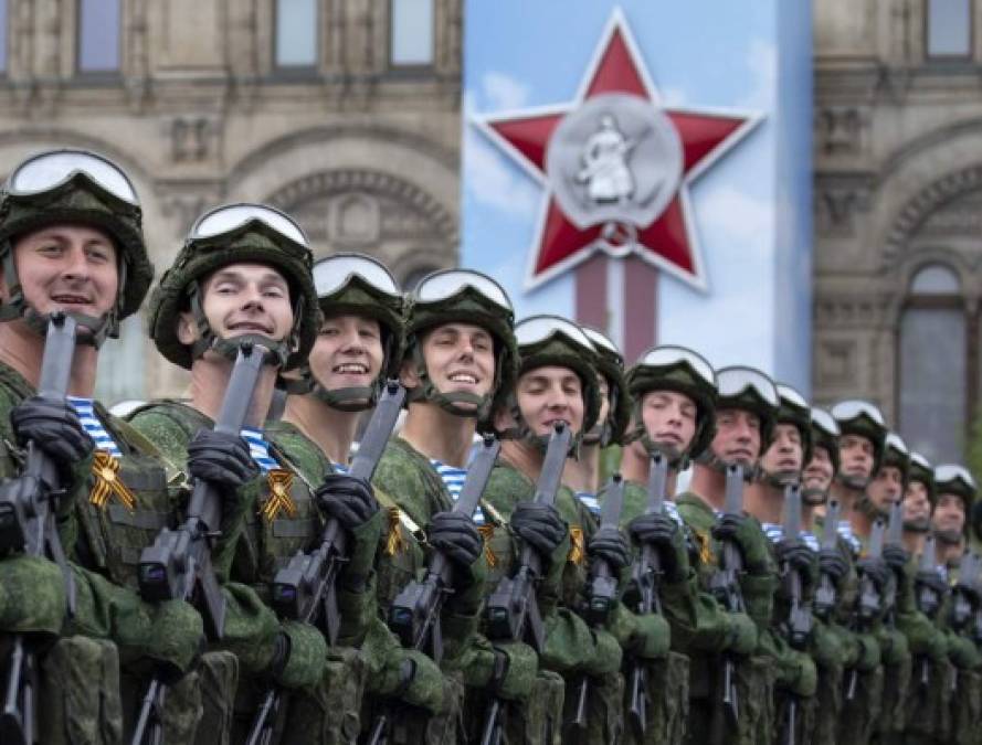 Rusia despliega poderío militar en el Día de la Victoria