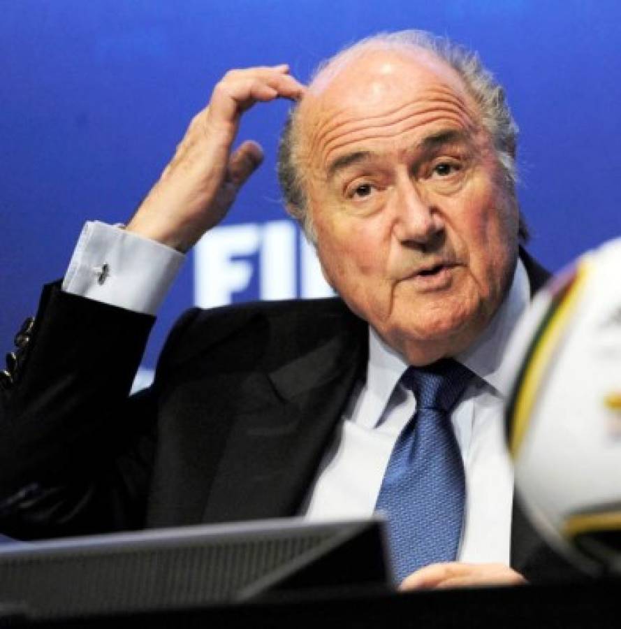 Blatter admite que la FIFA vive 'un momento difícil'