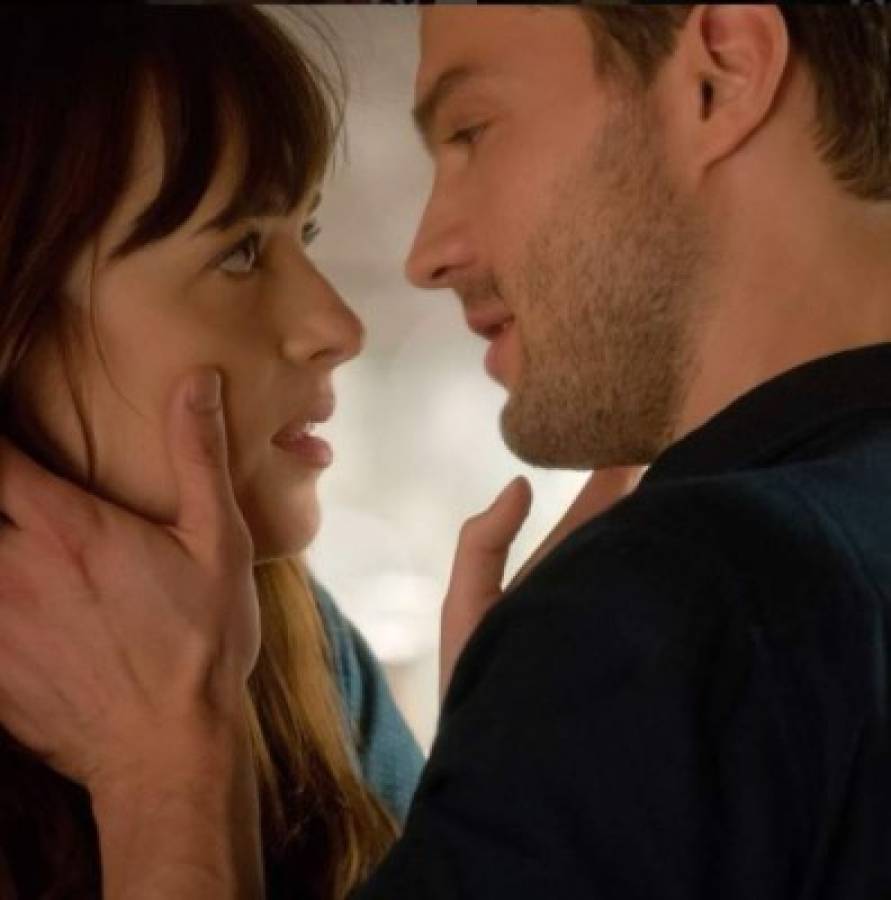 El ritual de Dakota Johnson y Jamie Dornan para grabar eróticas escenas en Cincuenta Sombras