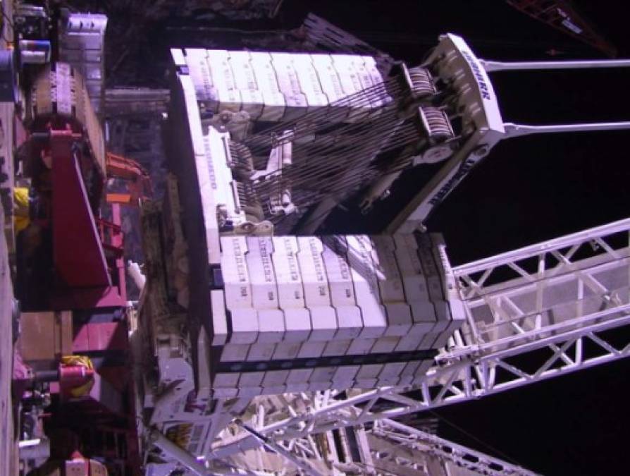 Publican fotos inéditas del ataque a Torres Gemelas que fueron tomadas por obrero (Parte I)