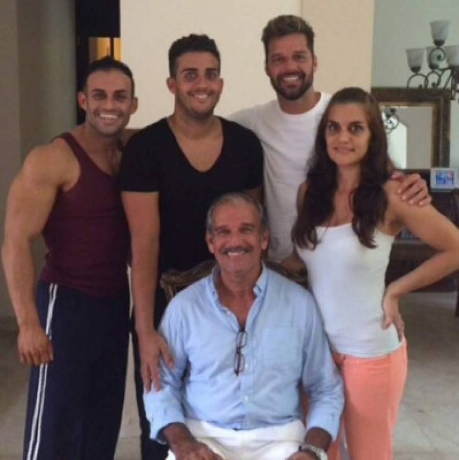 El hermano fisicoculturista de Ricky Martin que permanecía en el anonimato