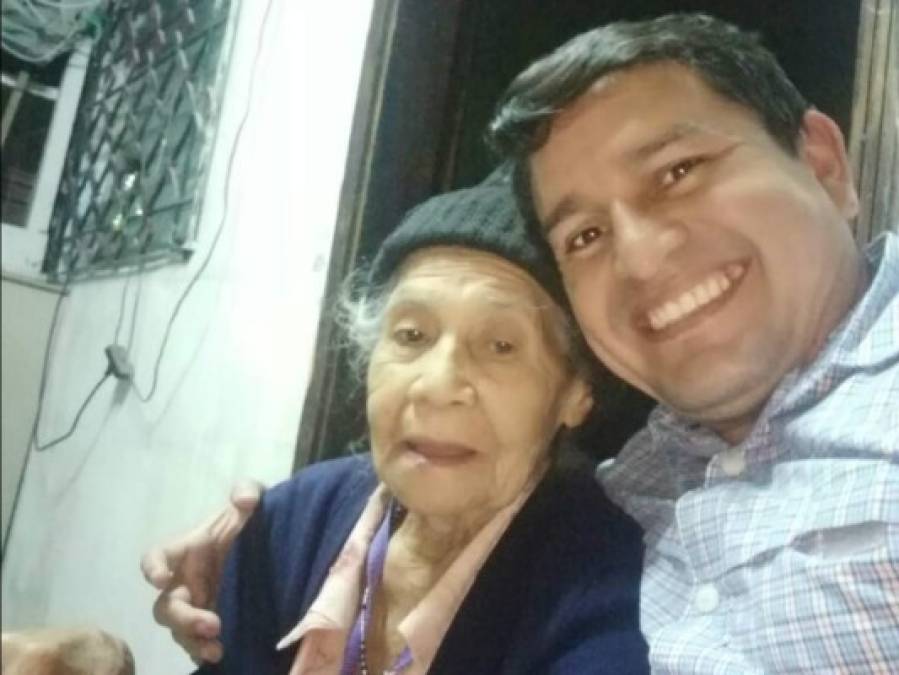 Capitalinos saludan a su madre en esta fecha especial