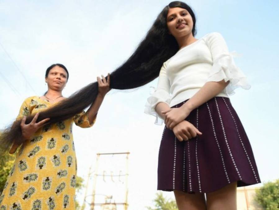 Nilanshi Patel, la joven con el cabello más largo del mundo