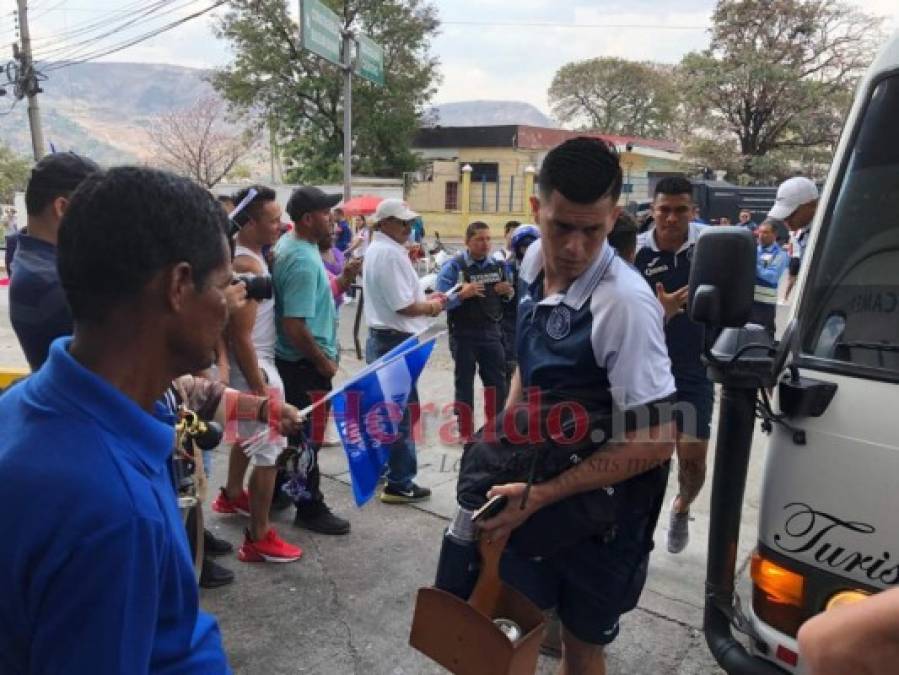 Así fue el ingreso de los futbolistas olimpistas y motagüenses al Nacional