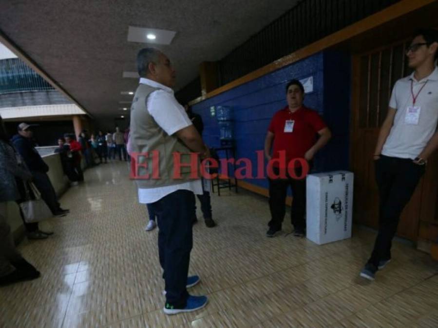 Ambiente previo al inicio de las elecciones generales