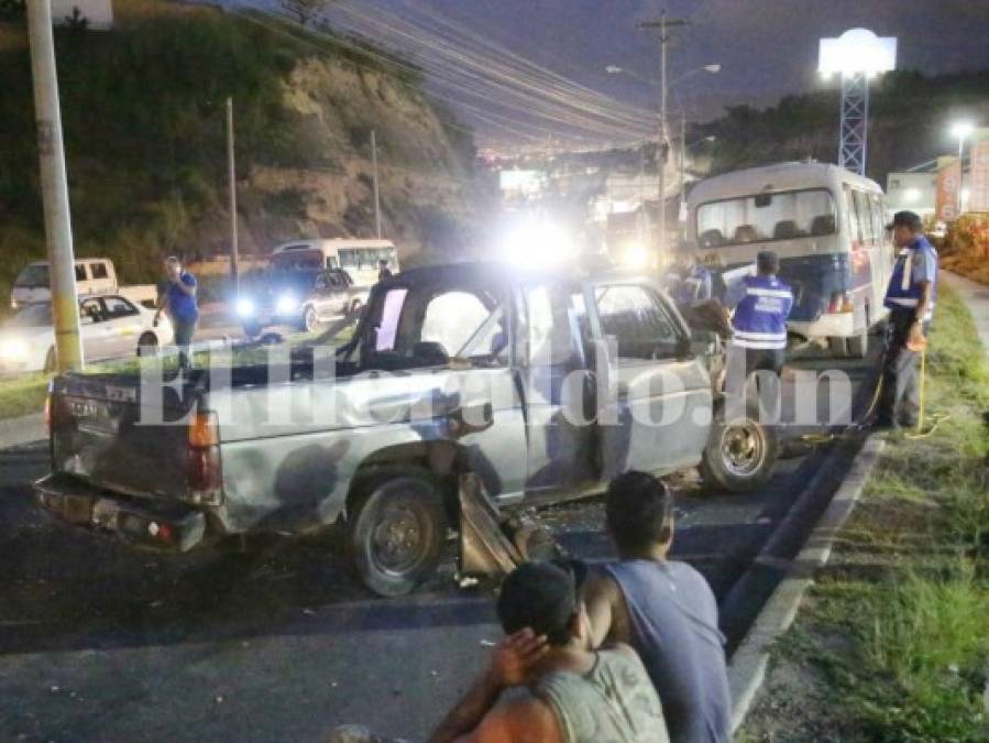 Imágenes del accidente en el anillo periférico que dejó varios heridos