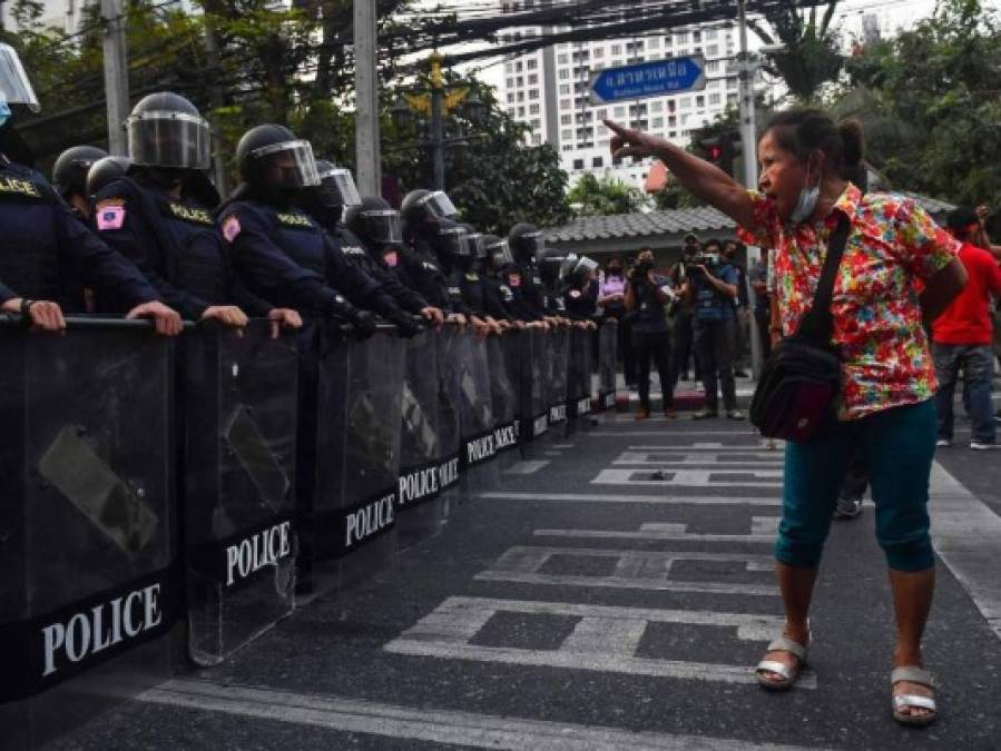 Protestas, cambio climático y viajes al espacio: los principales acontecimientos de 2021